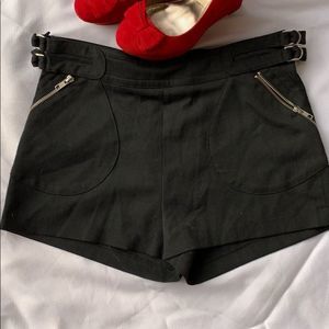 Hache Italian fashion black shorts w/ zippers NWOT